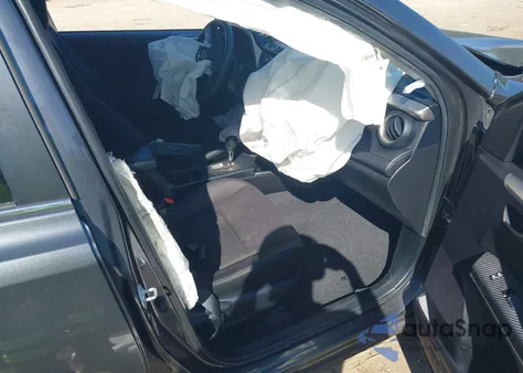 2013 Toyota Rav4 Xle z USA, uszkodzony, nr VIN JTMRFREV7DD028715